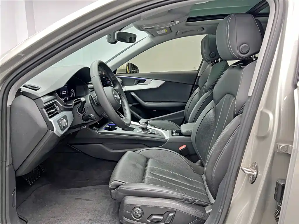 Audi A4L 2020 40 TFSI Fashion Dynamic Edition фото 14