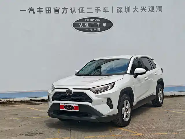 Toyota RAV4 2.0L CVT, моноприводный, Urban