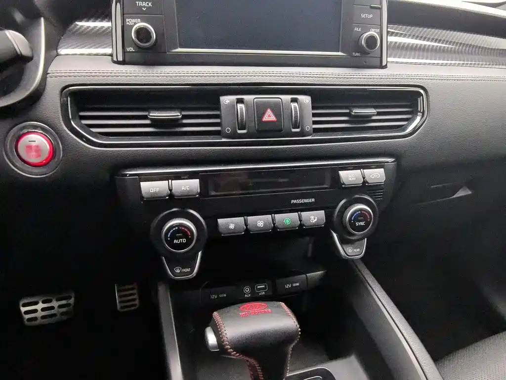 Kia KX7 2019 2017 2.0T Automatic 4WD DLX 7-Seater