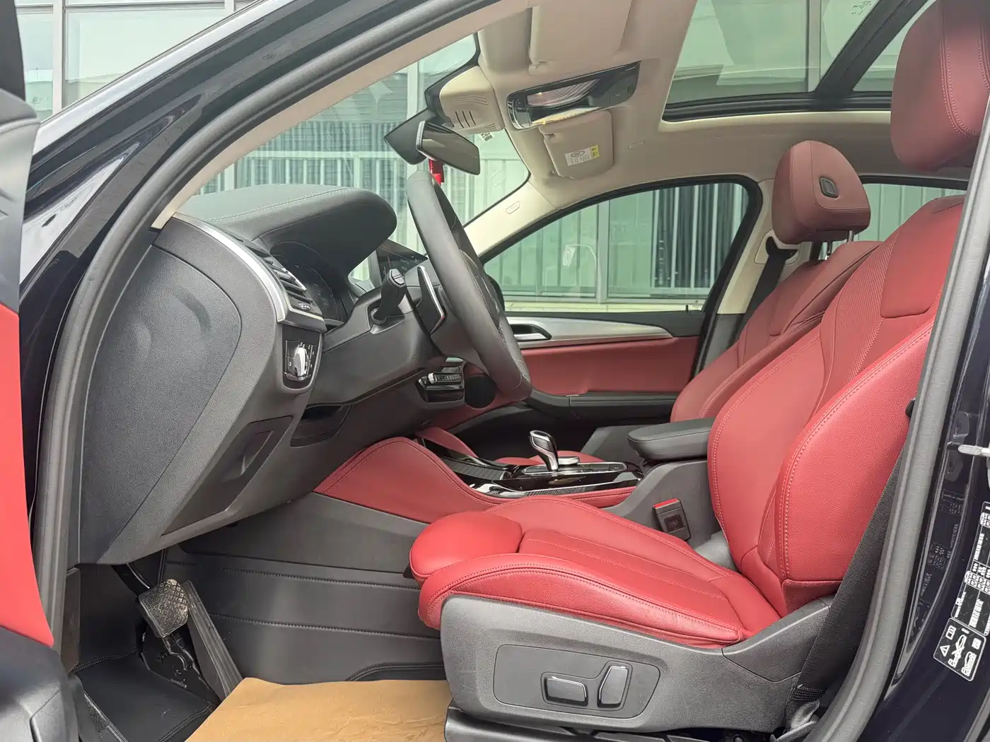 BMW X4 2022 xDrive 30i M Sport Package фото 14
