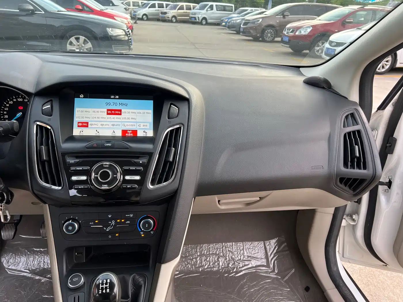 Photo 8 - Ford Focus