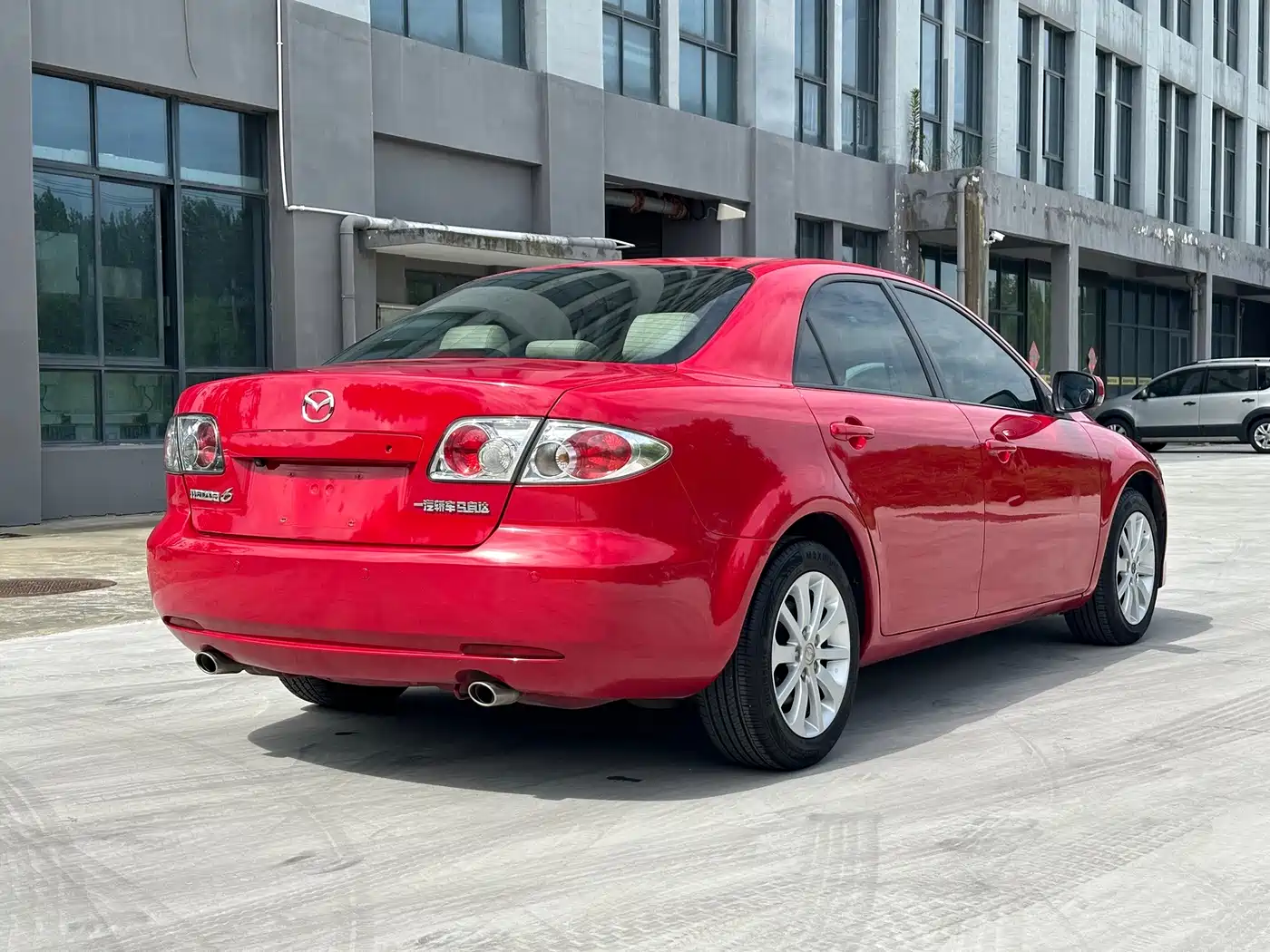 Photo 5 - Mazda 6