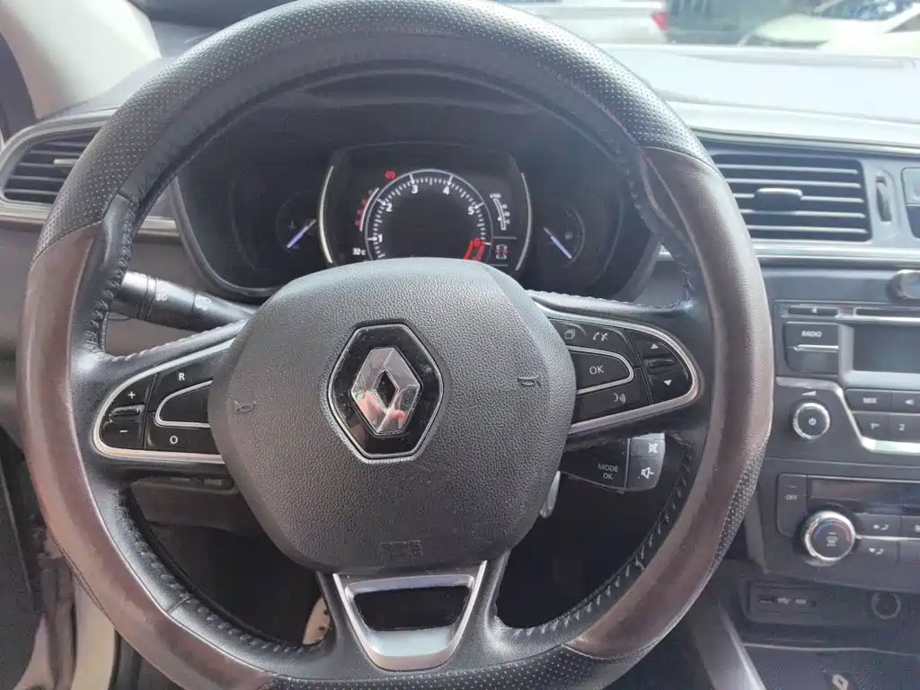 Renault Kadjar 2017 2016 2.0L 2WD Leading