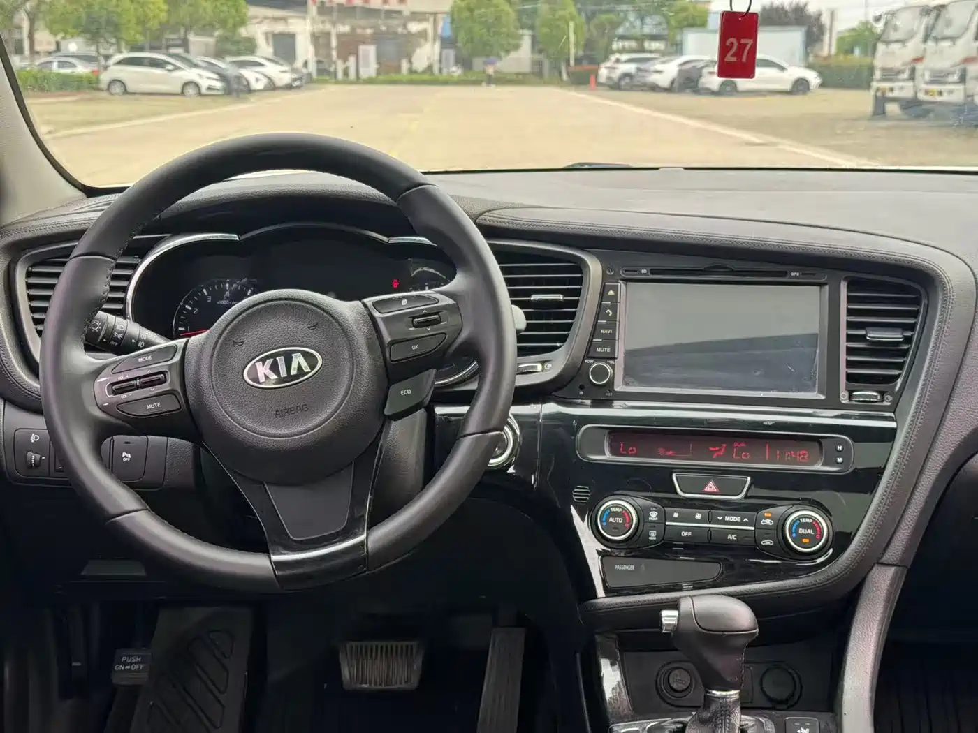 Kia K5 2014 2.0L Automatic LUXURY фото 19