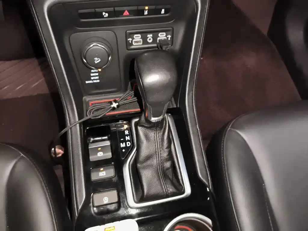 Jeep Grand Commander 2018 2018 2.0T AWD Ultimate Edition (China V)