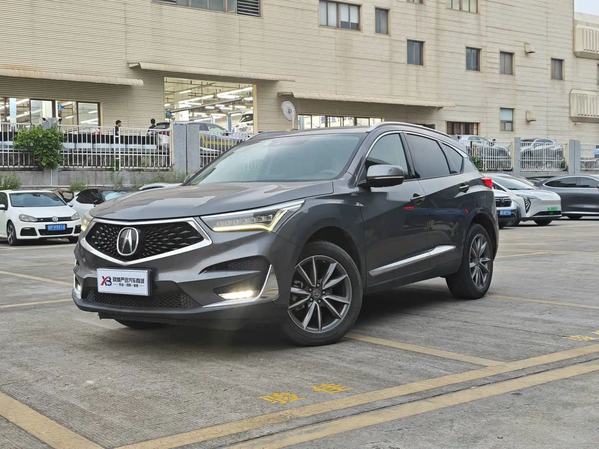 Photo 1 - Acura RDX