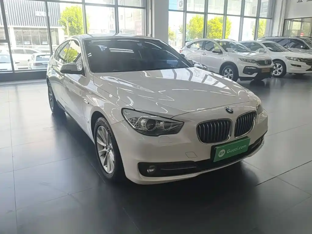 Photo 4 - BMW 5 Series GT