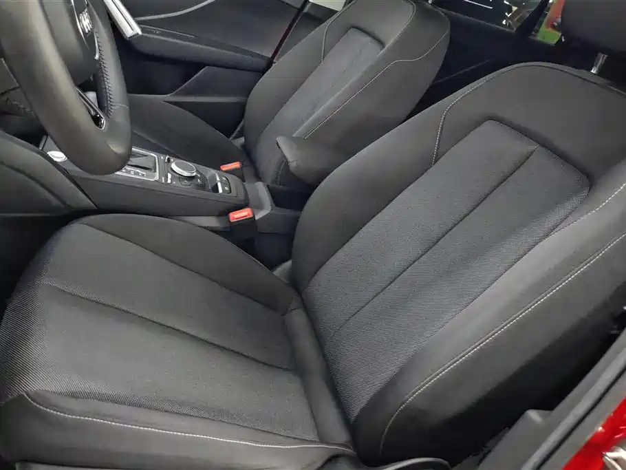 Audi Q2L 2020 35 TFSI Progressive Dynamic Model фото 9