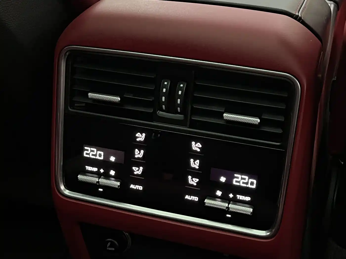 Porsche Cayenne 2019 Cayenne 3.0T фото 23