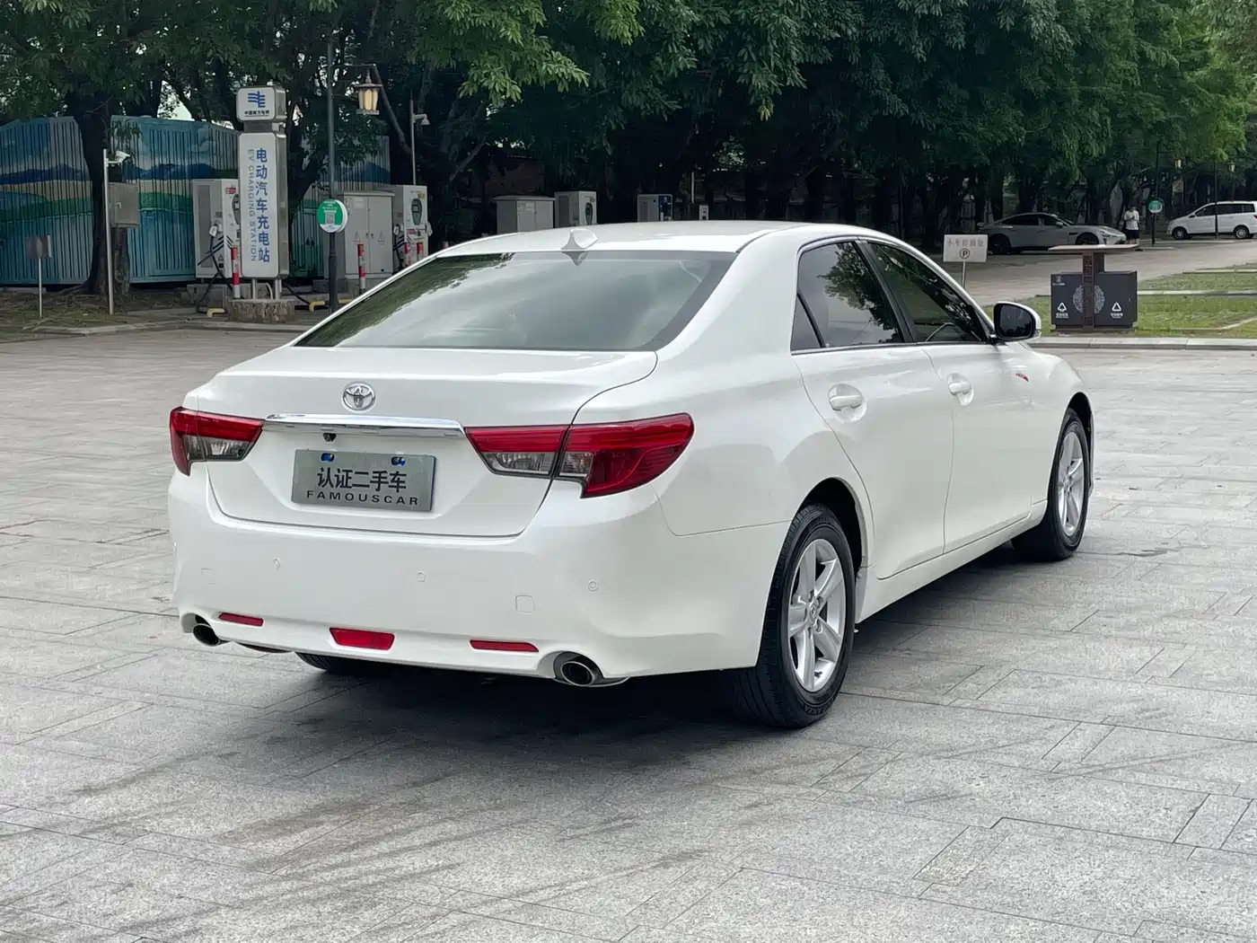 Toyota Reiz 2013 2.5S Elite Edition фото 7