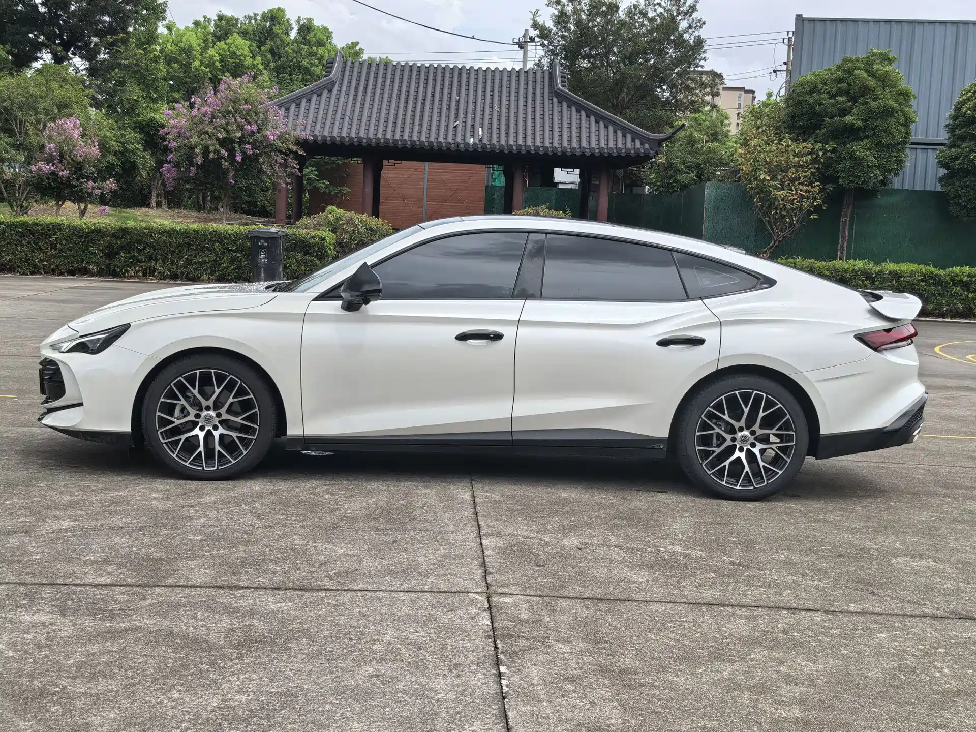 Фото 4 - MG MG7