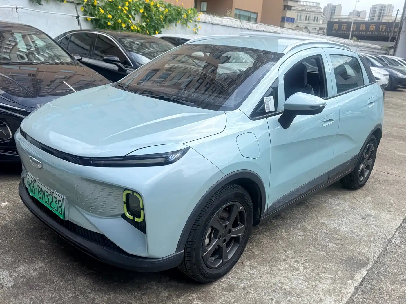 Фото 3 - Geely Geometry E Firefly