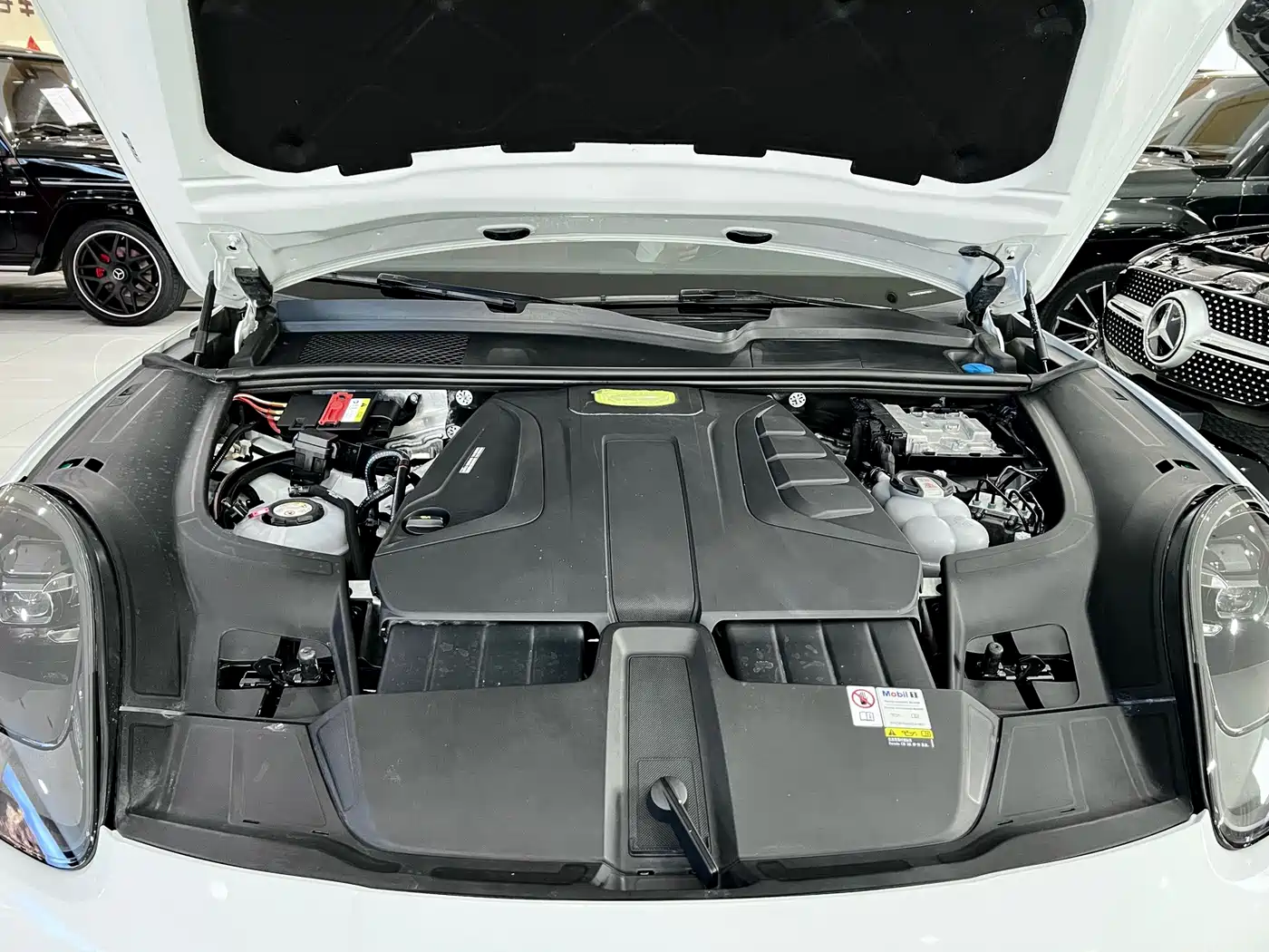 Porsche Cayenne New Energy 2023 2023 Cayenne E-Hybrid 2.0T Platinum Edition