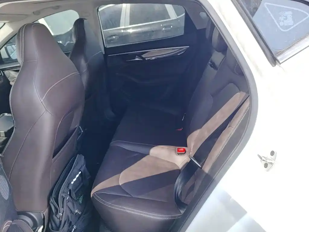 JAC JAC J7 2020 2020 1.5T CVT Surpass Type