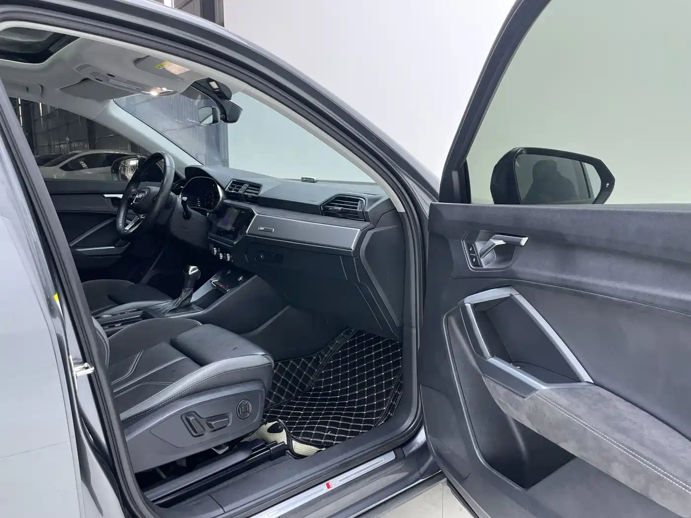 Audi Q3 Sportback 2023 2023 35 TFSI Progressive (1.4T)