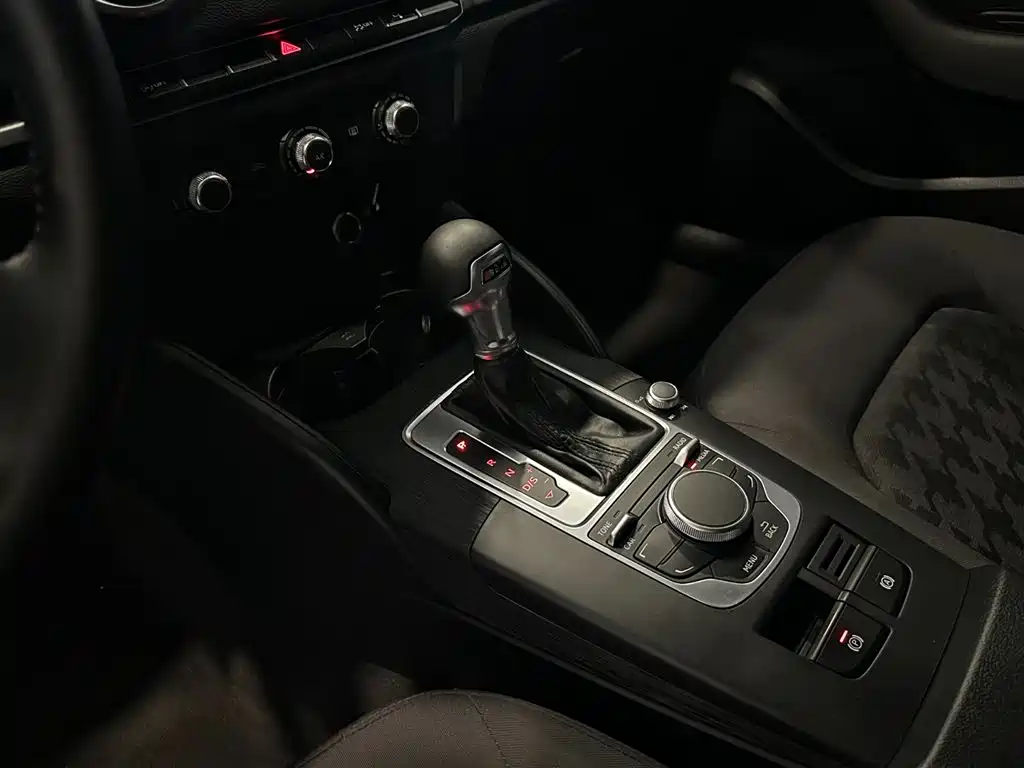 Фото 11 - Audi A3
