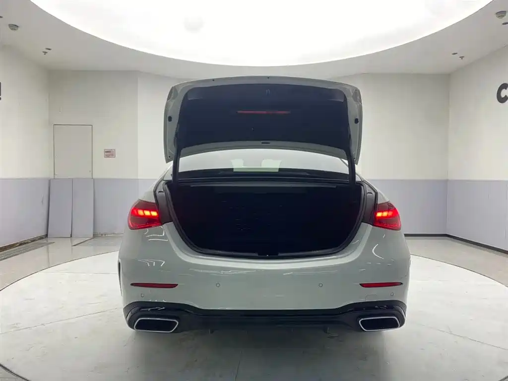 Mercedes-Benz C-Class 2022 Facelift C 260 L Night Edition Sport фото 29