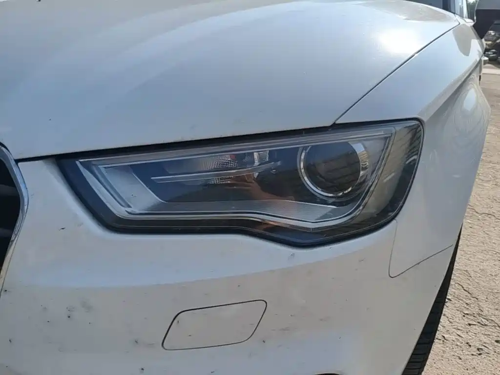 Audi A3 (Import) 2015 2014 Limousine 40 TFSI S line Comfort