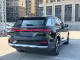 Photo 4 - Audi Q6