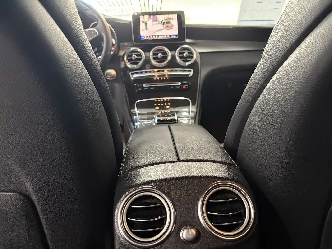 Mercedes-Benz GLC 2017 GLC 260 4MATIC Dynamic фото 11