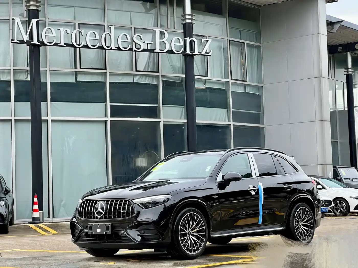 Mercedes-Benz GLC AMG 2026 AMG GLC 43 4MATIC фото 2