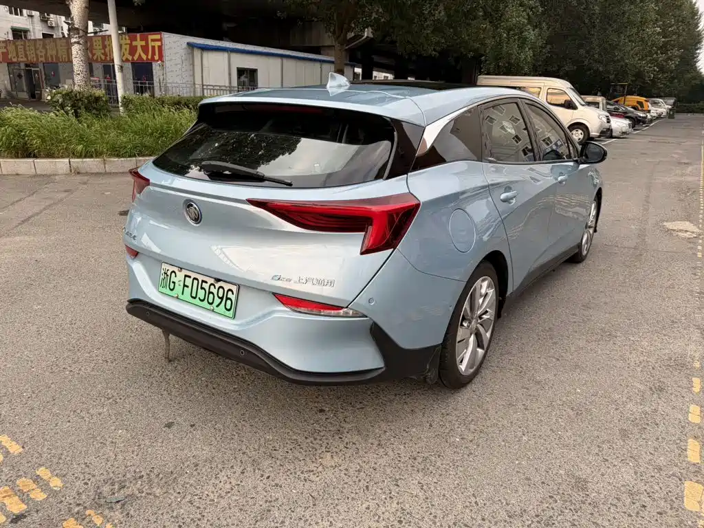 Фото 9 - Buick Velite 6