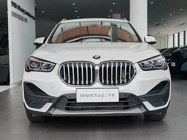BMW X1 2022 sDrive25Li Leading — фото 2