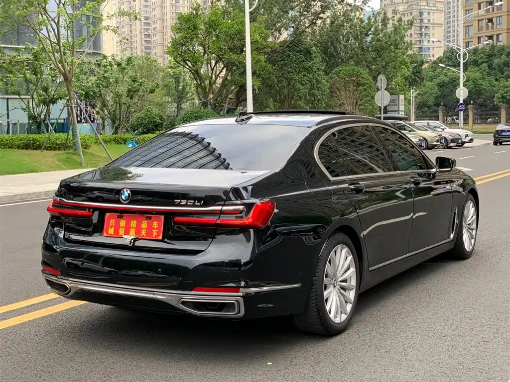 BMW 7 Series 2021 Model 730Li Luxury Package фото 4