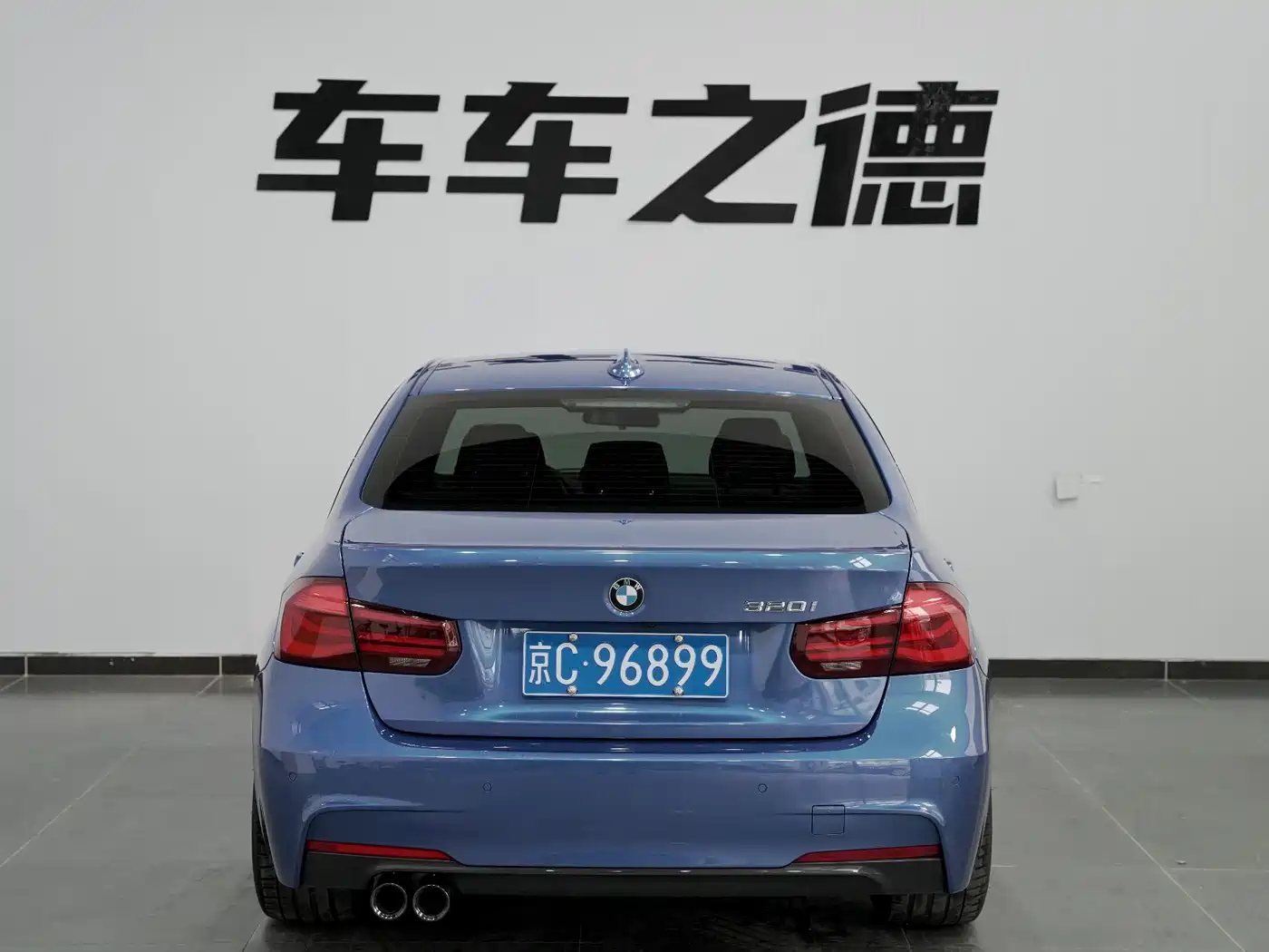 BMW 3 Series 2019 320i M Sport Black Night Edition фото 21
