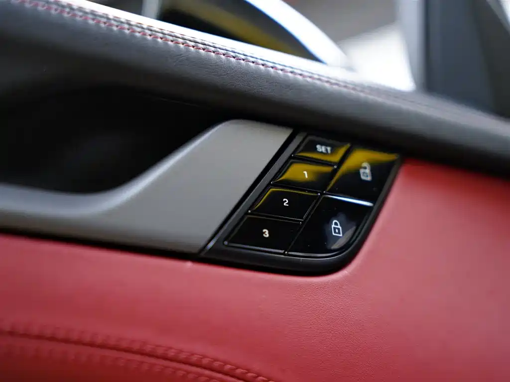 Porsche 911 2020 Carrera 3.0T фото 35