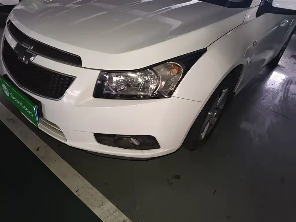 Chevrolet Cruze 2013 Model 1.8L SE AT фото 18