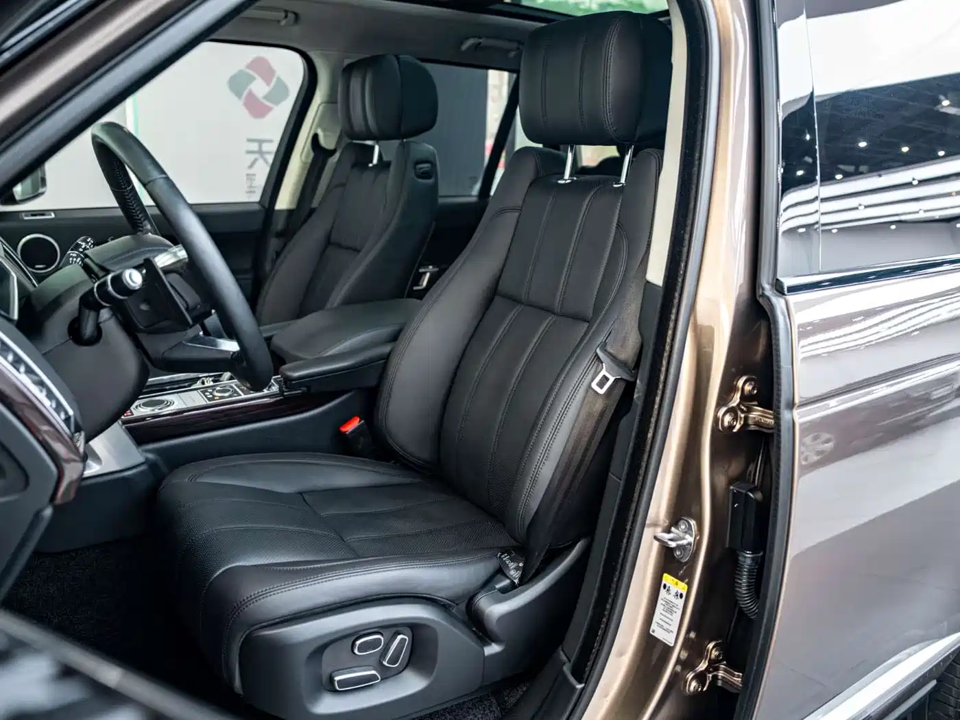 Land Rover Range Rover 2014 3.0 SC V6 Vogue фото 10