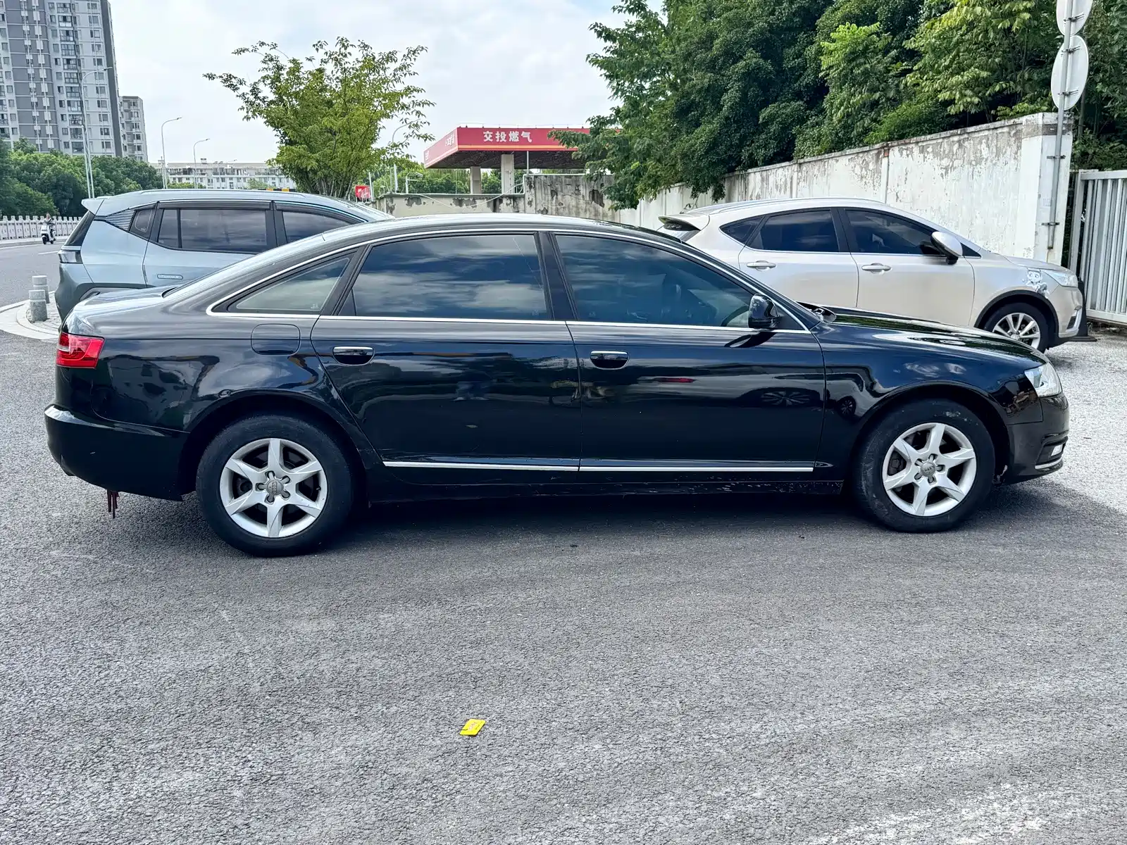 Фото 13 - Audi A6L