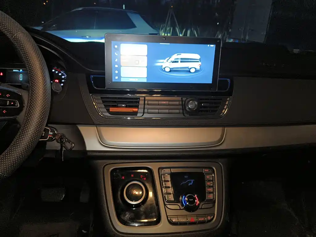 SAIC Maxus Maxus G20 2023 2023 Facelift ES 2.0T Gasoline Automatic Value Edition