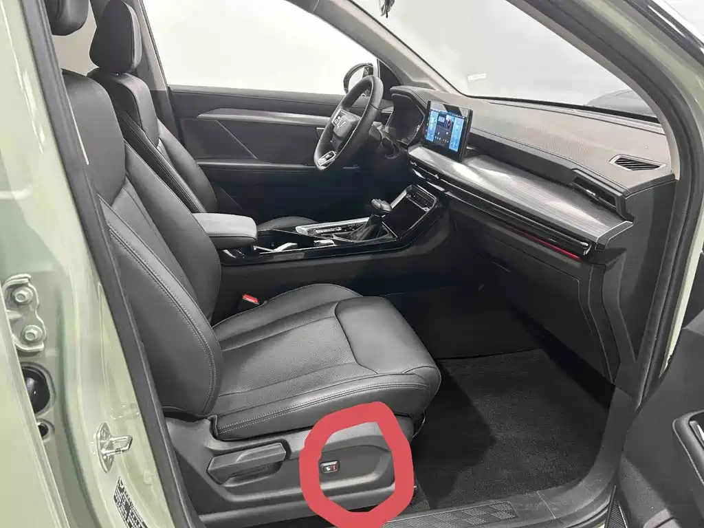 Wuling Motors Wuling Xingchen 2022 2021 1.5T CVT Stellar Edition