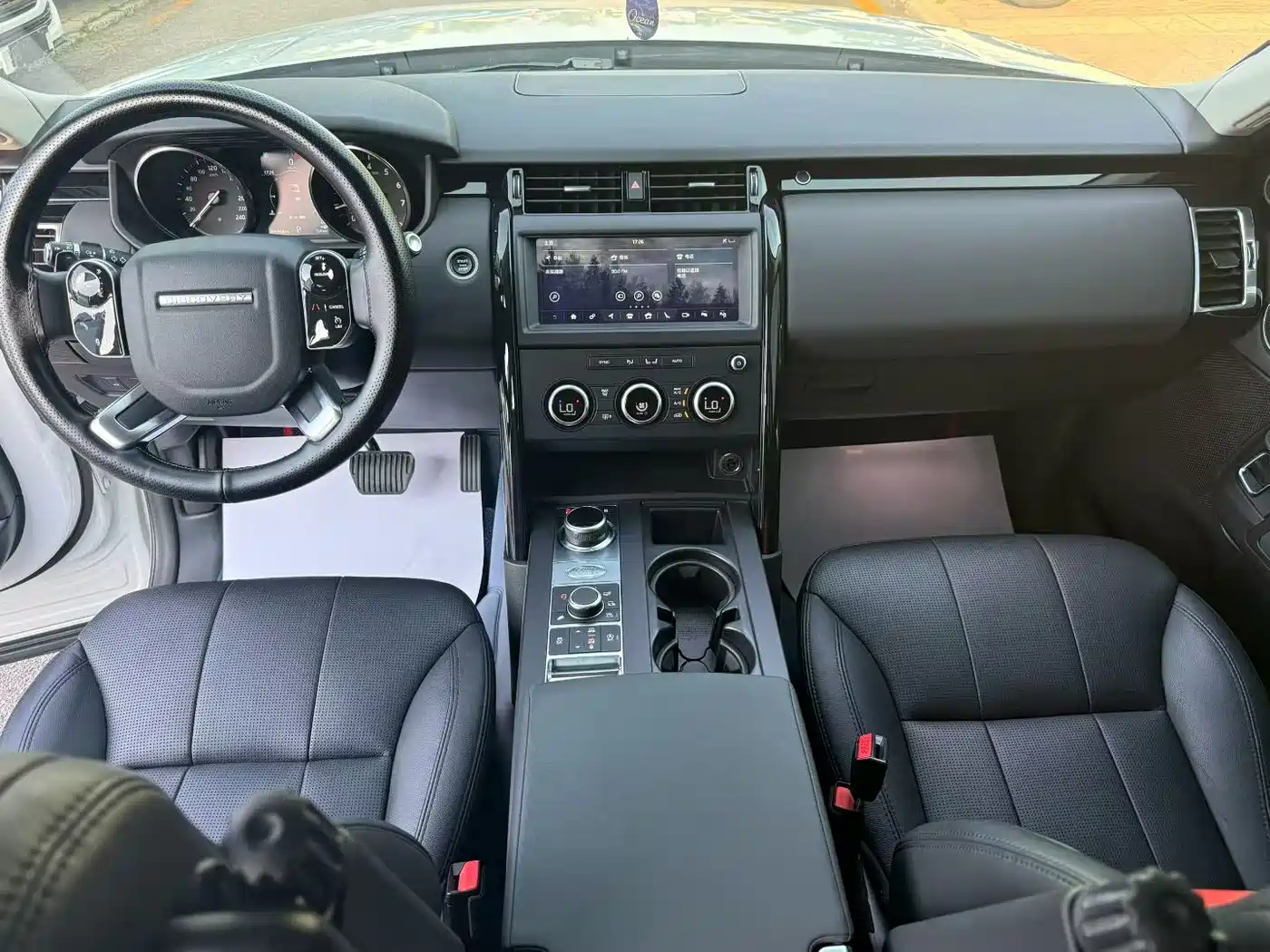 Land Rover Discovery 2019 3.0 SC V6 SE фото 5
