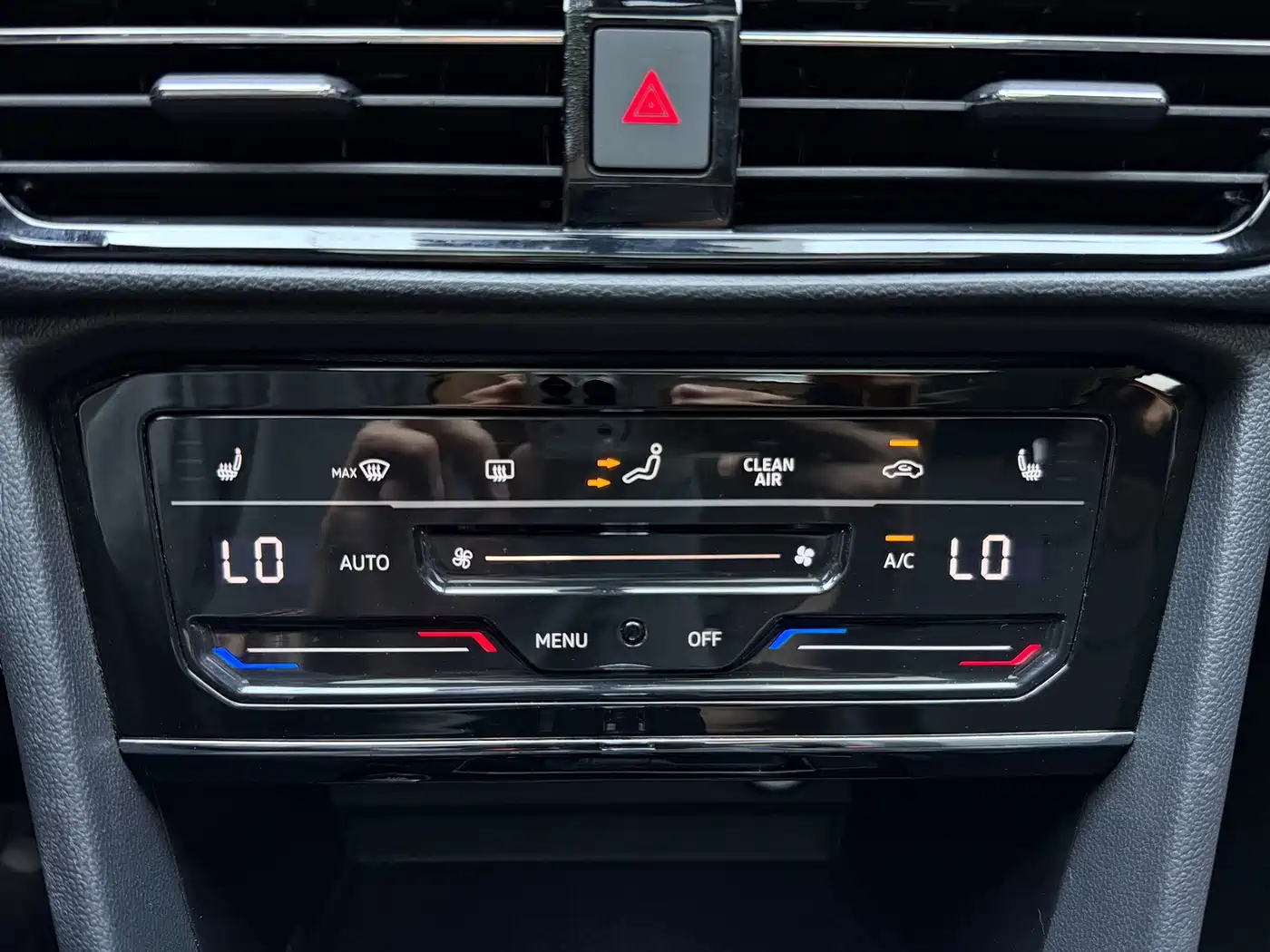 Volkswagen Tharu, миниатюра 13