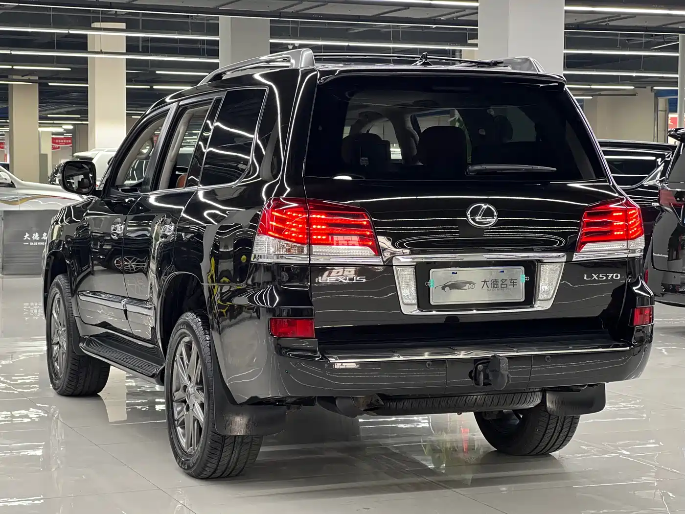 Lexus LX 2013 570 фото 6