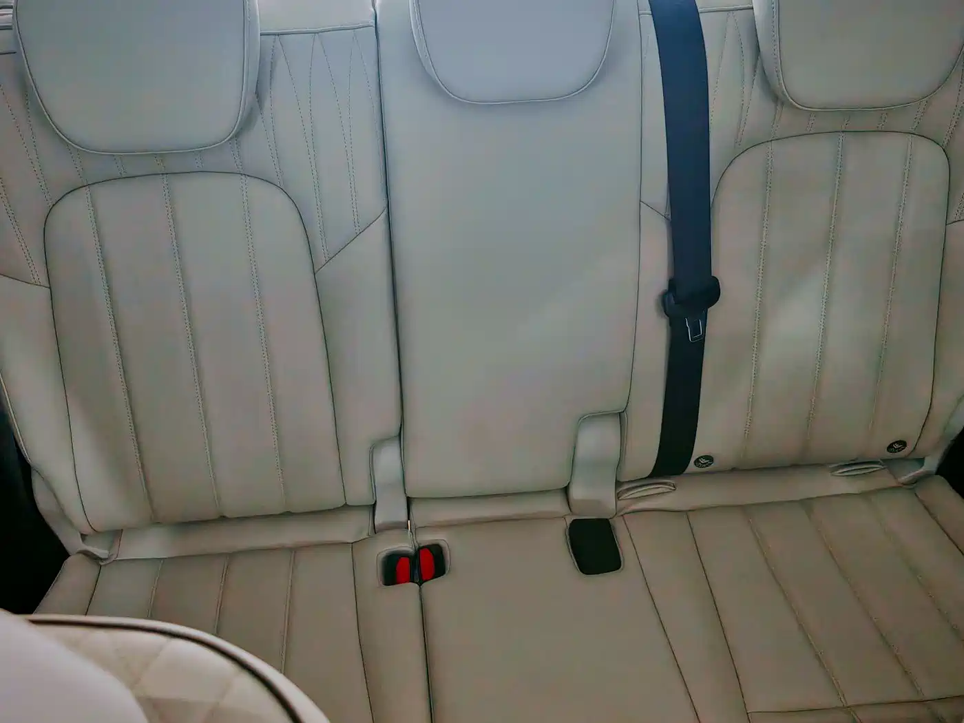 Voyah Auto Voyah Dreamer 2025 PHEV AWD Flagship Kunpeng Edition фото 16