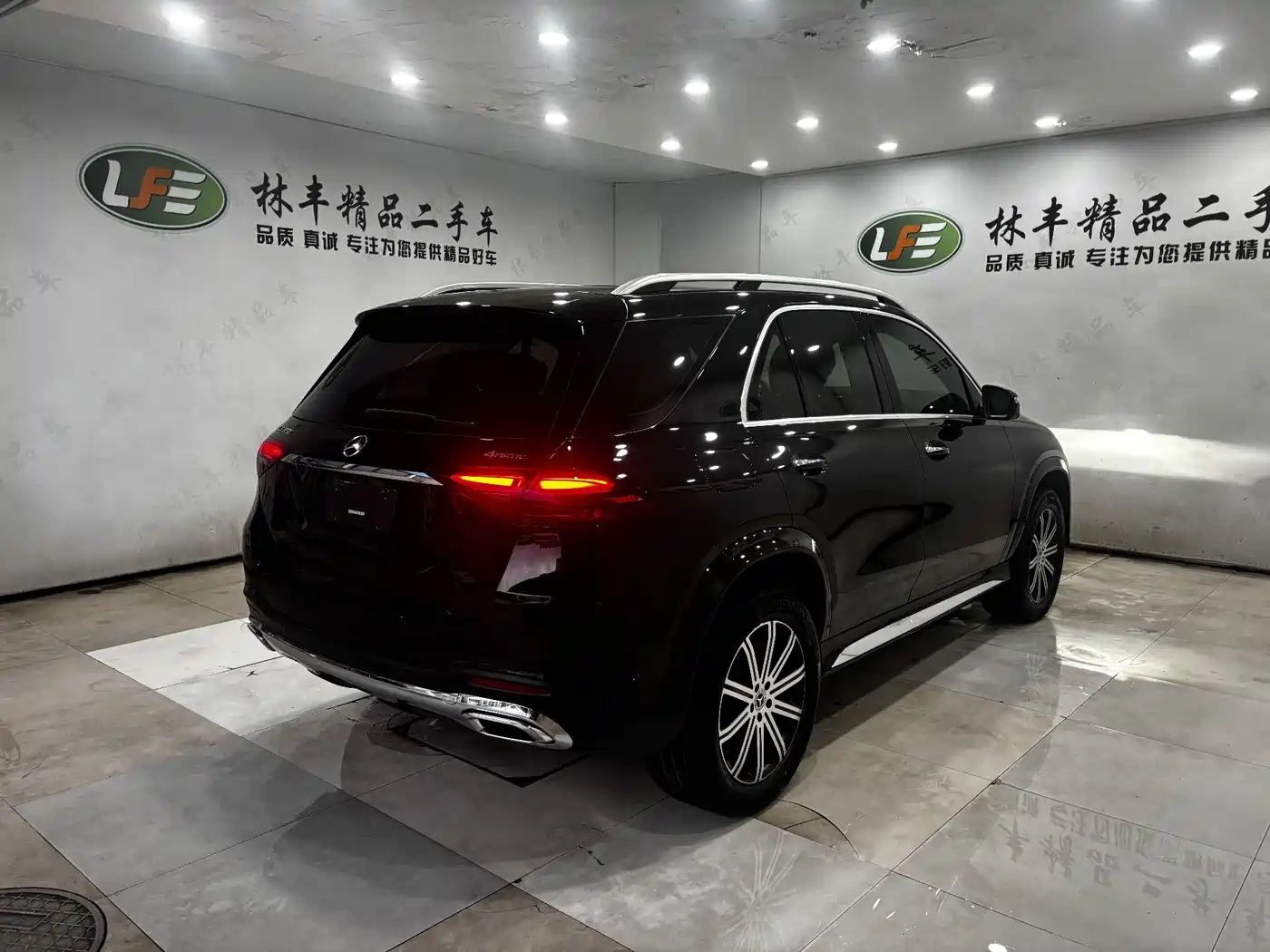 Mercedes-Benz GLE 2025 GLE 350 4MATIC Fashion фото 5