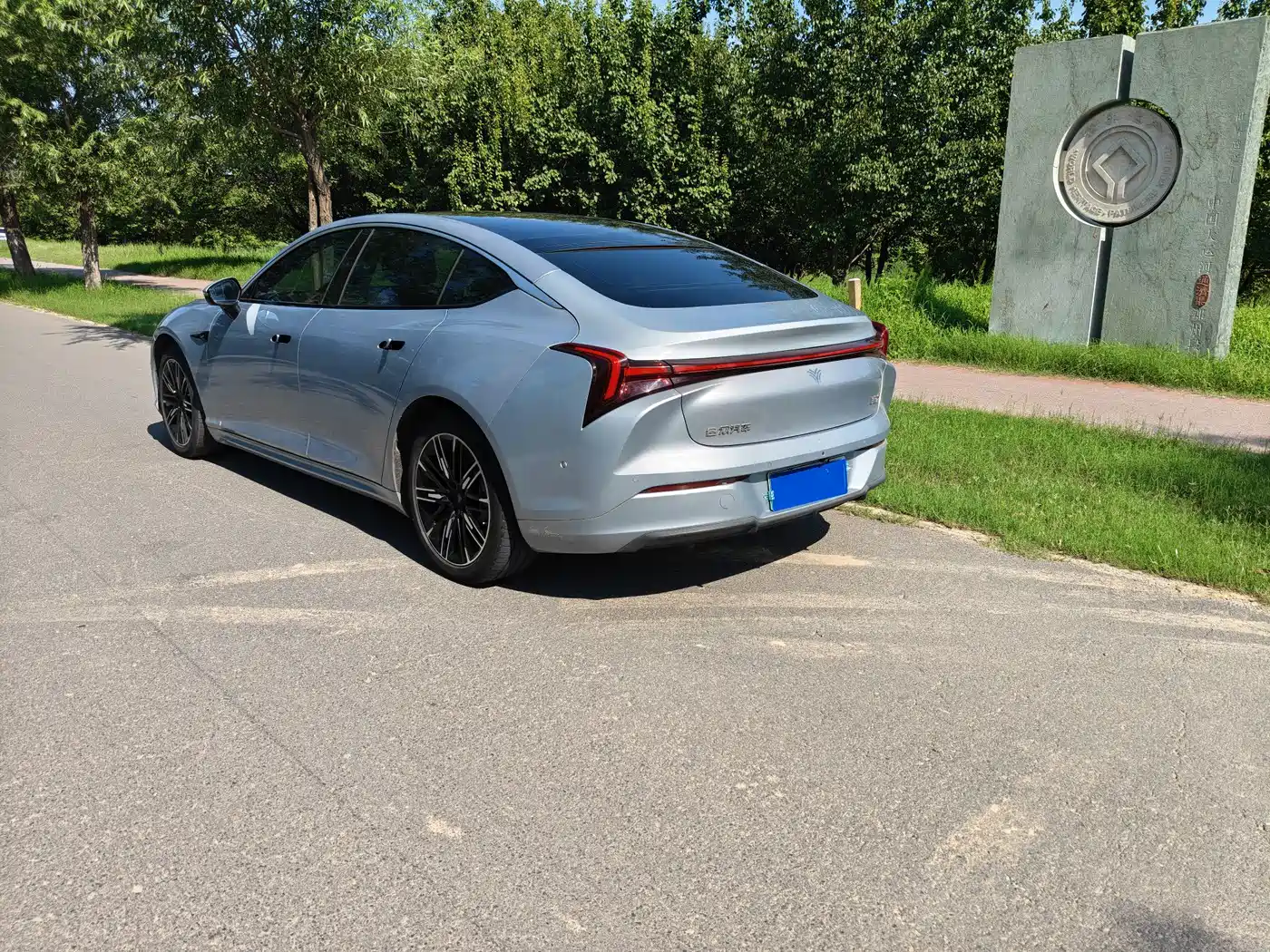 Nezha Auto Nezha S 2023 2022 Model Pure Electric 715km RWD Medium Edition