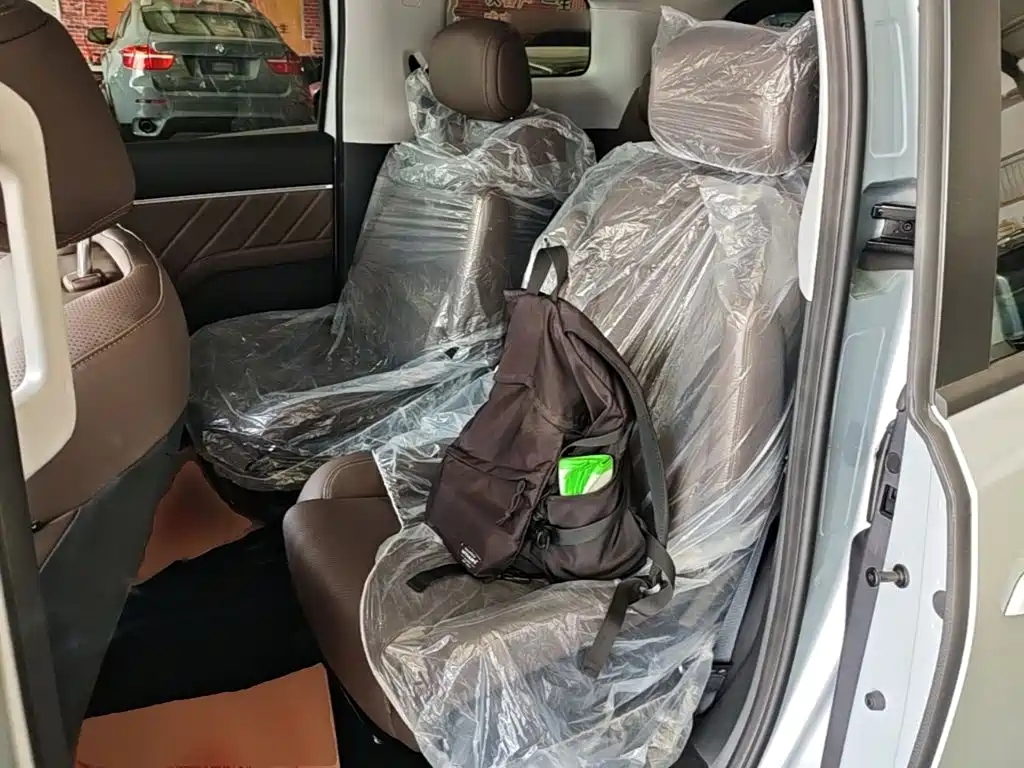 Wuling Motors Xingguang 730 New Energy 2025 2025 Model Plug-in Hybrid Base Version