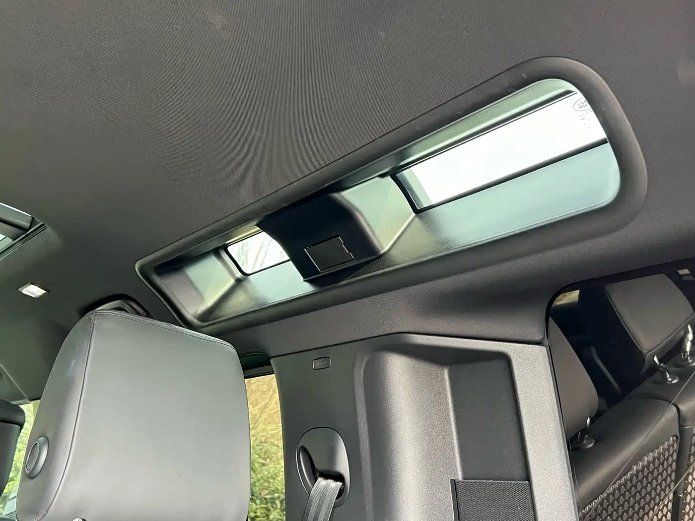 Land Rover Defender 2022 110 P400 X-DYNAMIC HSE фото 22