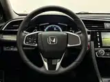 Фото 11 - Honda Civic