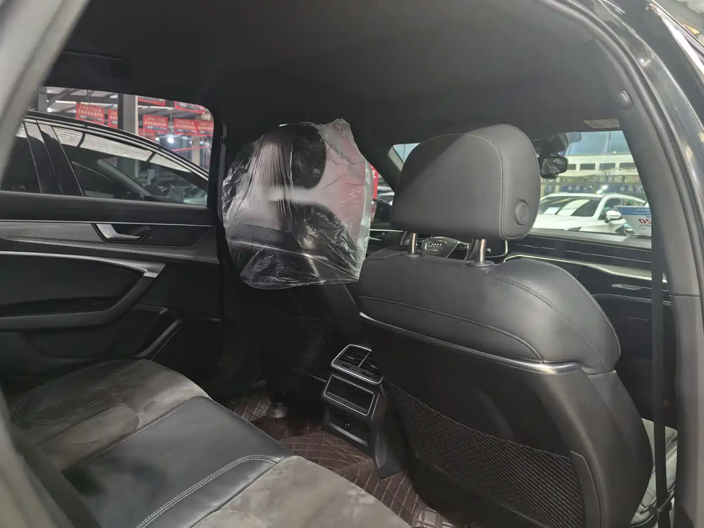 Audi A6L 2020 40 TFSI Luxury Elegance фото 3