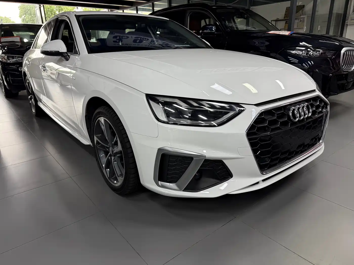 Audi A4L 2020 40 TFSI Fashion Dynamic Edition фото 2