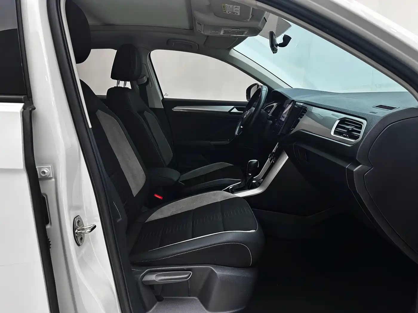 Volkswagen T-Roc, миниатюра 20