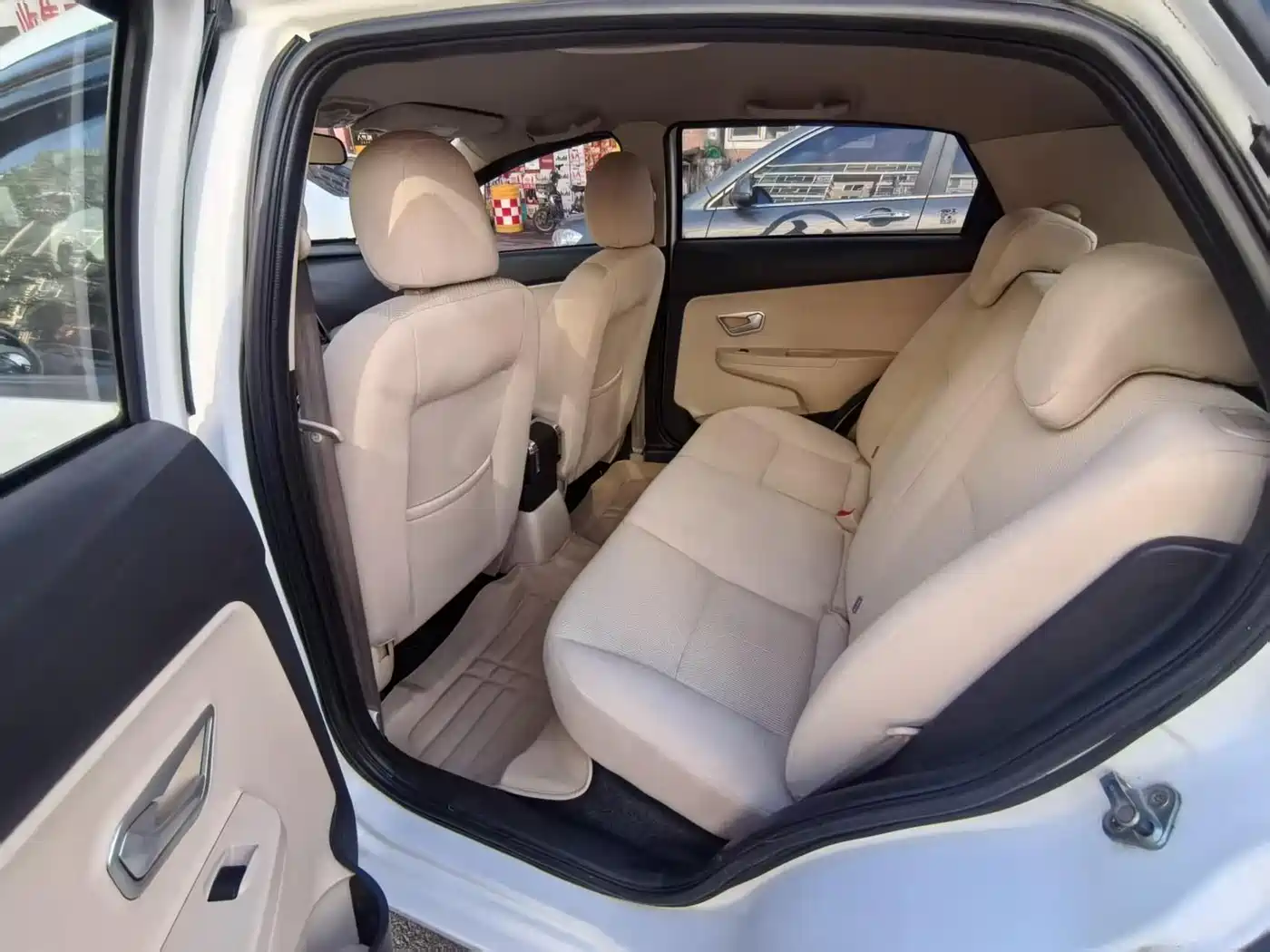Chery Fengyun 2 2015 2015 1.5L Manual Trend Edition