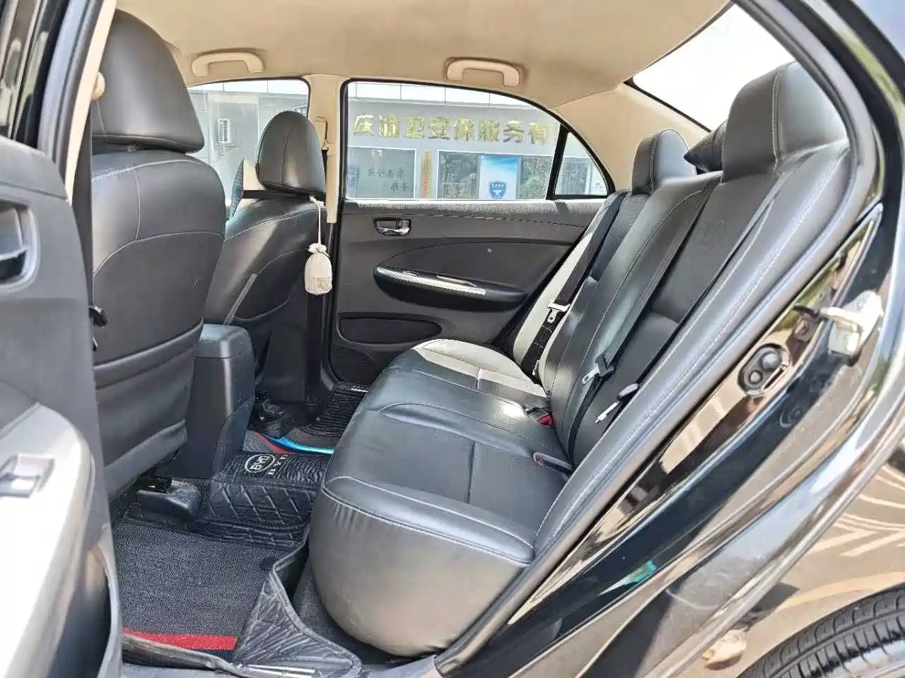 BYD L3 2012 1.5L Manual Comfort фото 11