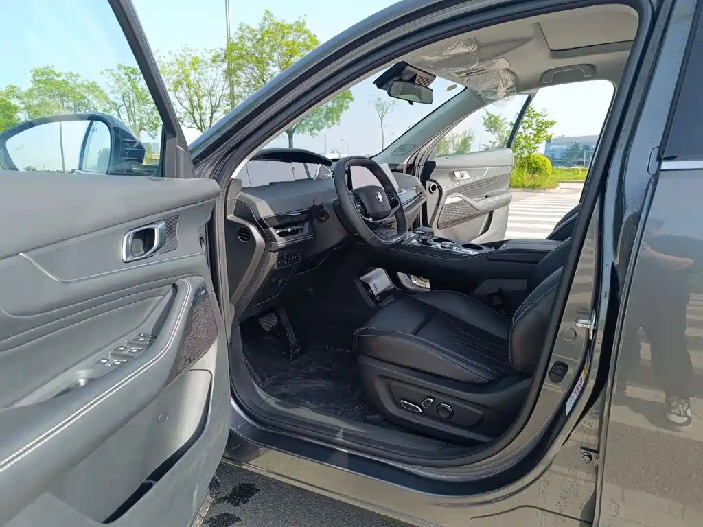 Changan UNI-K iDD 2026 2024 Model Smart Electric iDD 1.5T 135km Intelligent Fun Type